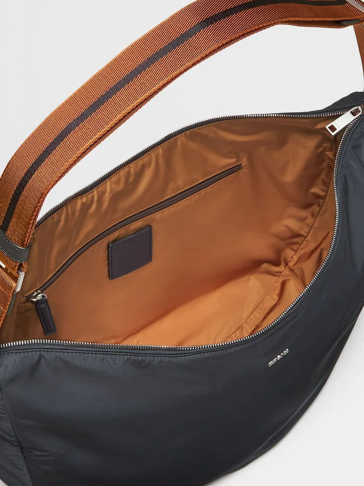 Black Nylon Holdall Black Nylon Holdall