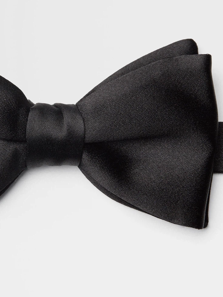 Black Silk Bowtie