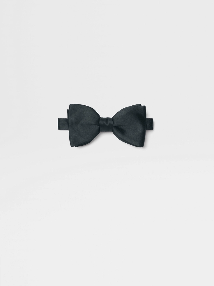 Dark Blue Silk Bowtie