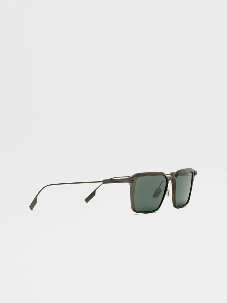 Dark Green Aluminum and Metal Sunglasses Dark Green Aluminum and Metal Sunglasses